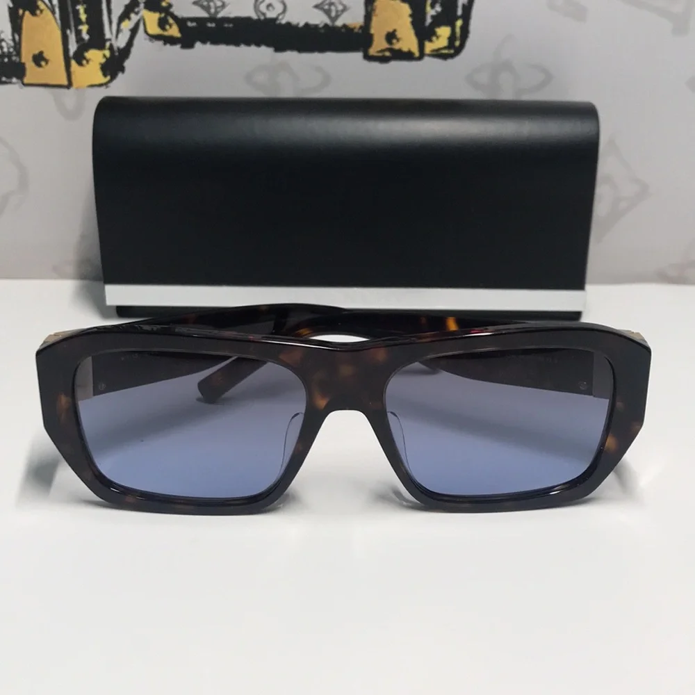 New Authentic Givenchy GV40036 U 52W Sunglasses – Havana/Blue